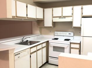 6401 Aragon Way APT 105, Fort Myers, FL 33966