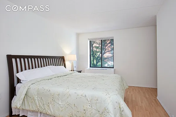 Rented by Compass | media 20