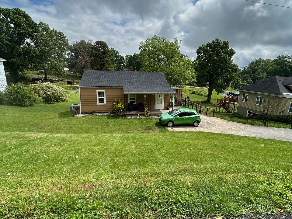 1st image of 1505 Parton Dr