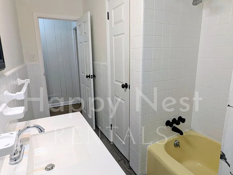 2503 Brooks Dr #1 — Photo 20