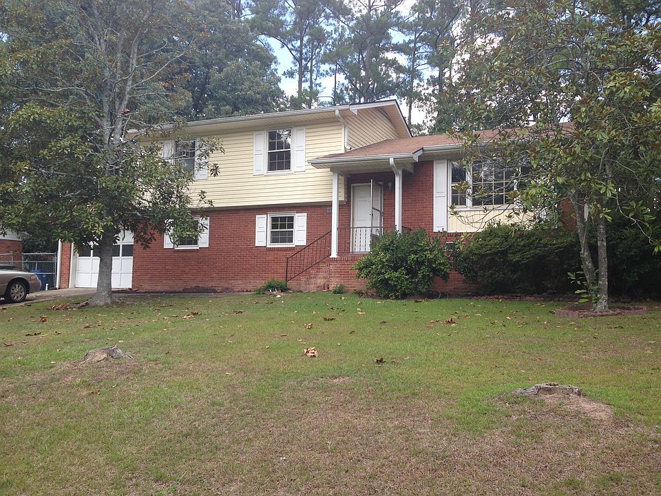 2nd image of 3513 Bennett Dr
