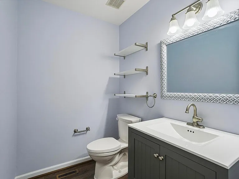 1604 Cotswald Ct #1604 — Photo 7