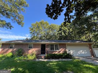 401 Bob Wood Dr, Loganville, GA 30052