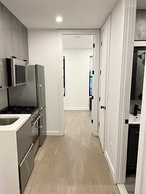 Rented by Camelot Realty Group | media 37