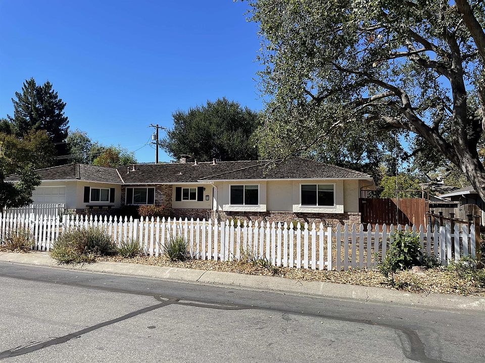 1st image of 2048 Louise Ln
