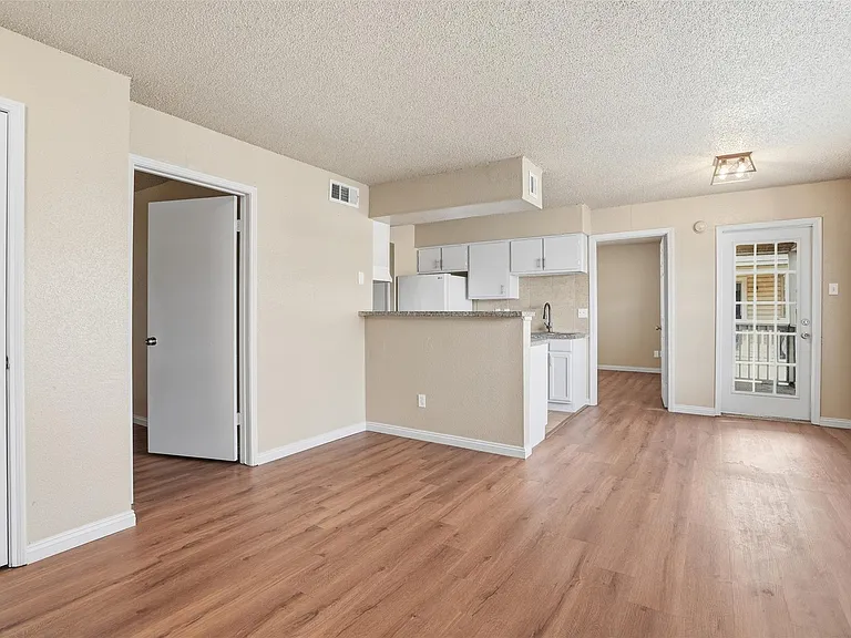 2750 Holly Hall St #506 — Photo 2