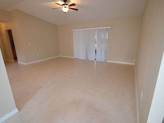 3rd image of 845 Alderwood Way