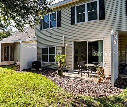 5th image of 2033 Winterset Dr