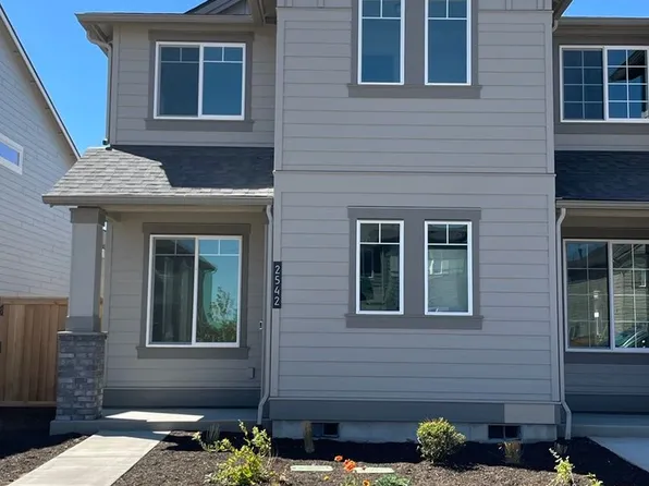 2542 NW Spruce Cone Ln, Redmond, OR 97756