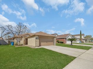 907 Leadenhall Cir, Channelview, TX 77530