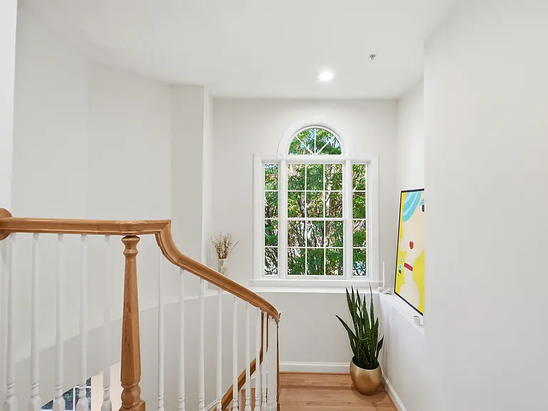 1320 Lessard Ln — Photo 13