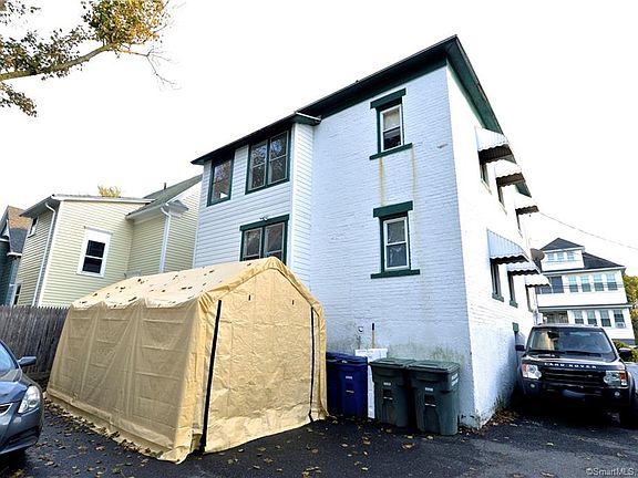 5th image of 164 Whittier St