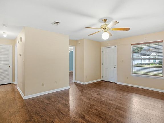 5th image of 2072 Foster Dr