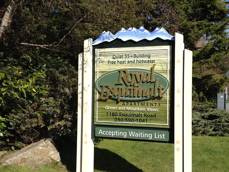 1180 Esquimalt Rd #308 — Photo 2