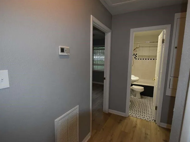 10213 Fairland Dr — Photo 21