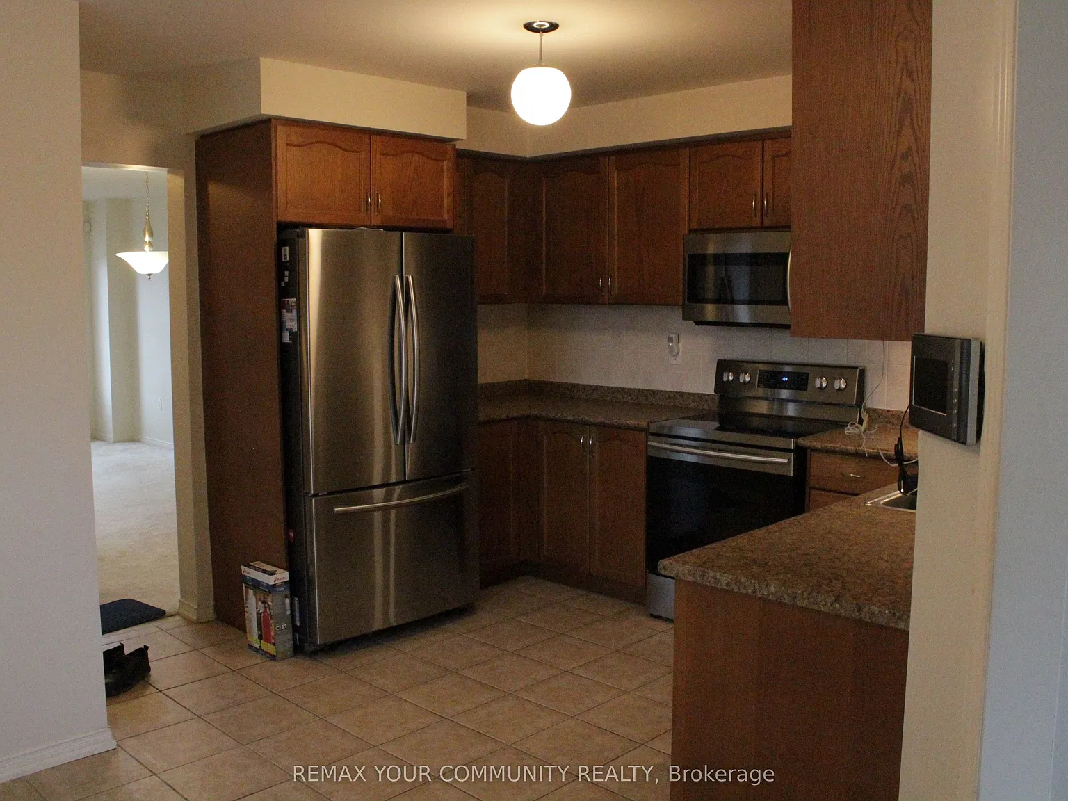 3 bed, $3,300 — Photo 4