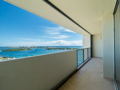 5600 N Flagler Drive N #Ph 101, West Palm Beach, FL, 33407