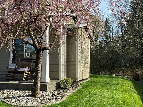 4th image of 20524 98th Avenue Ct E