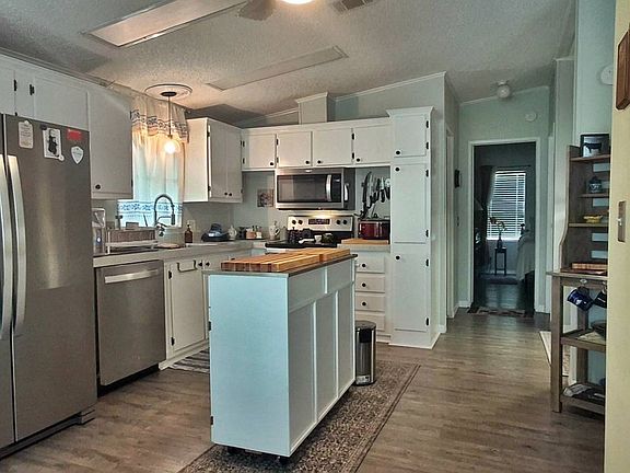 4th image of 1703 Indian Wells Ave