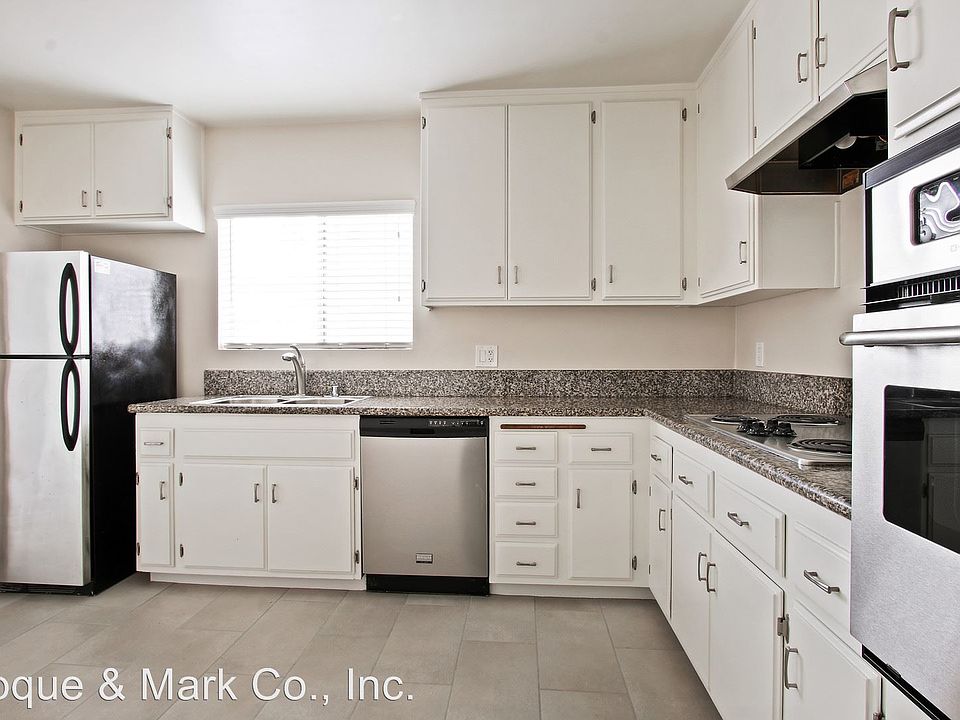 1st image of 845 20th St APT 202