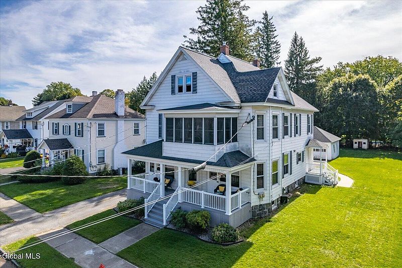 5th image of 136 Prospect Avenue