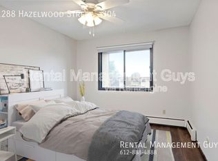 1264 Hazelwood St #103, Saint Paul, MN 55106