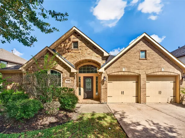 6302 Falling Briar Ln, Sugar Land, TX 77479