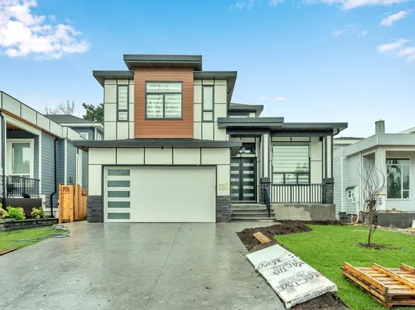 17247 59th Ave, Surrey, BC V3S 8T7