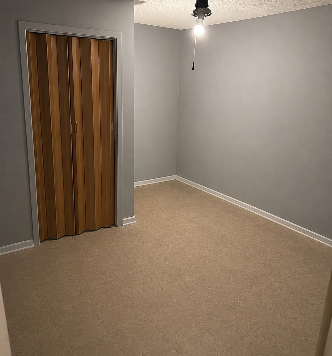 3 bed, 1403 sqft, $1,200 — Photo 1