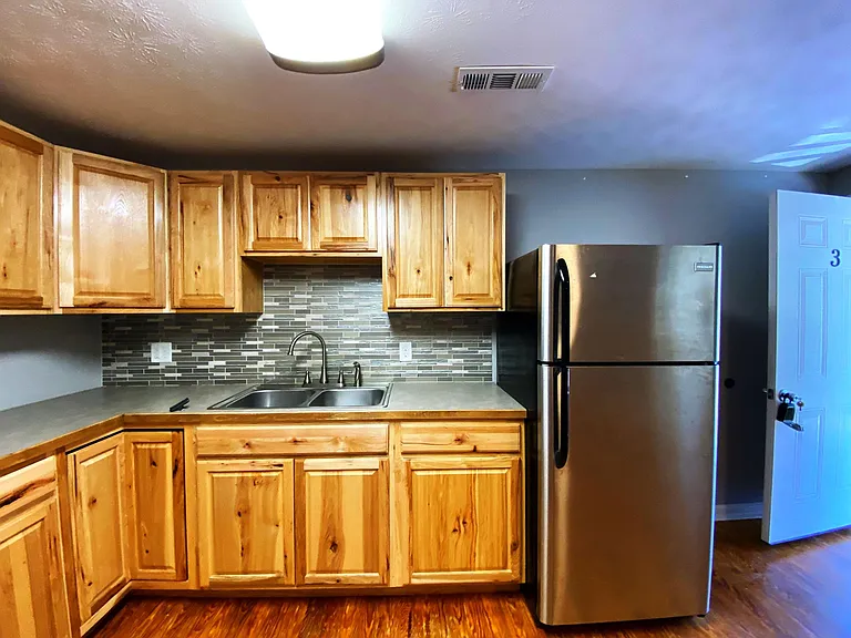 10 Whitney Ln #3 — Photo 5