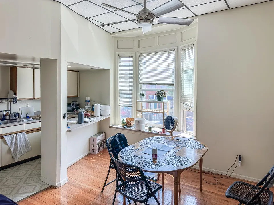 226 W Michigan Ave #2