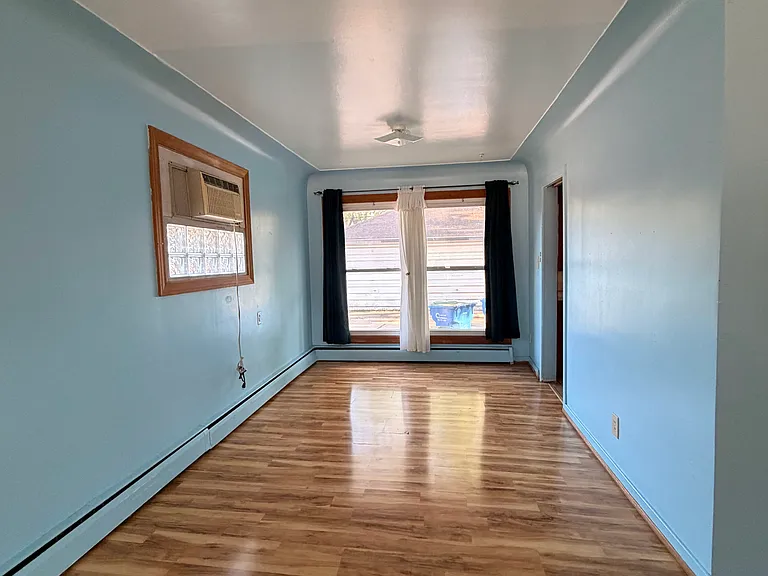 3340 Morrissey Ave — Photo 4