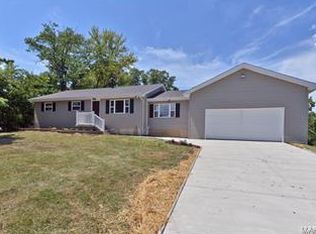 2127 Saline Rd, Fenton, MO 63026