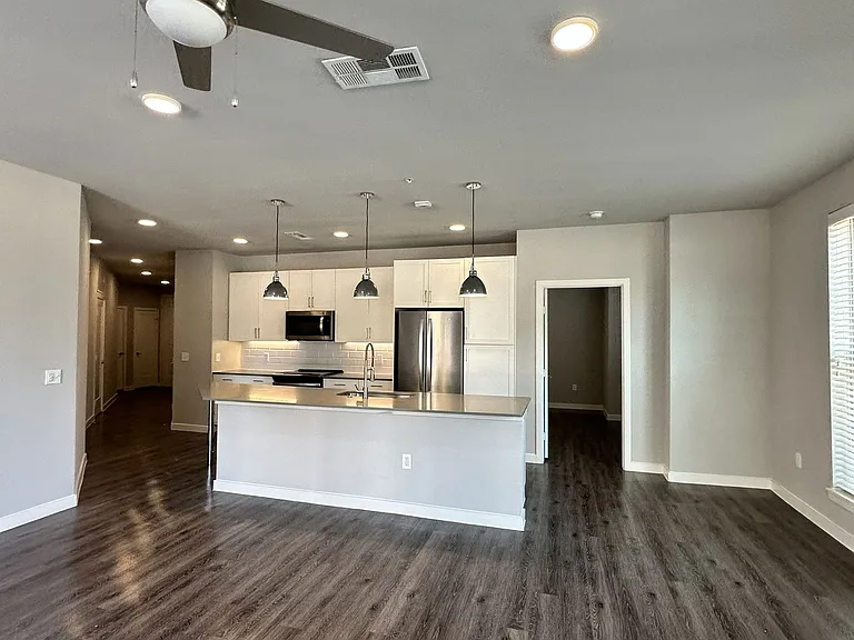 5701 McKinney Place Dr #4302 — Photo 2