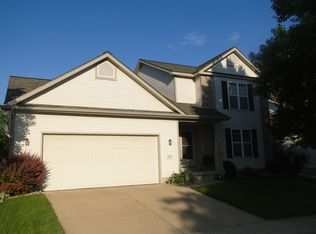 1241 Twinleaf Ln, Madison, WI 53719