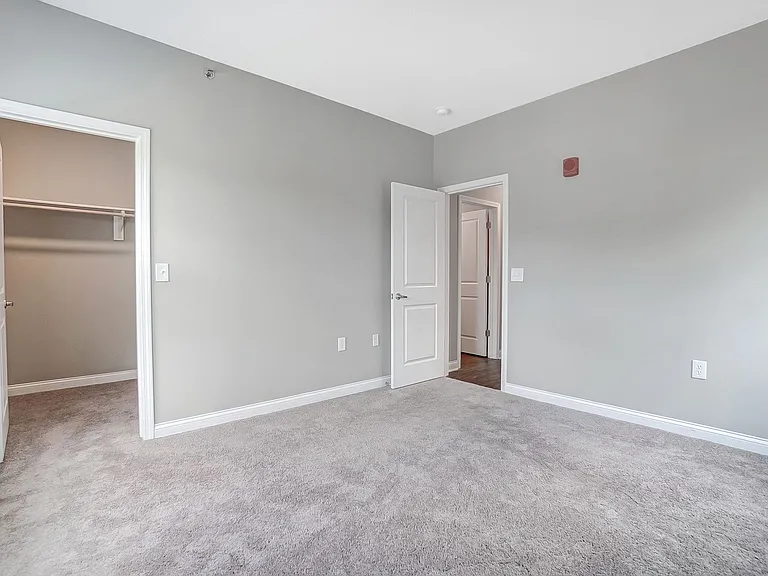 Premier Flats — Photo 37