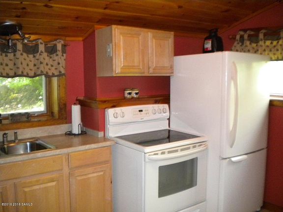 4th image of 5 Glen Hall Dr