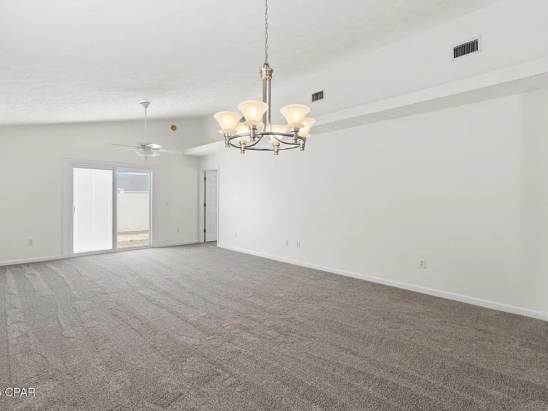 11707 Lighthouse Ln — Photo 17