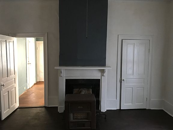 5th image of 508 Goshen St