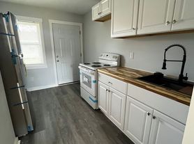 **Affordable, Newly Remodeled 1-Bedroom Studio Fresh Updates Throughout**