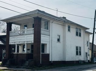 12 & 12-1/2 N Lafayette St, Peru, IN 46970