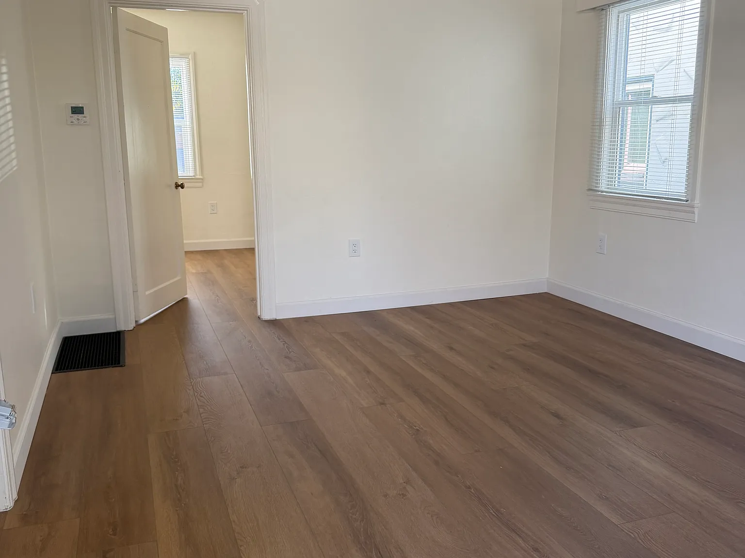 1 bed, 500 sqft, $1,800 — Photo 2