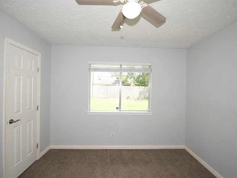 2914 Tarpon Dr — Photo 30