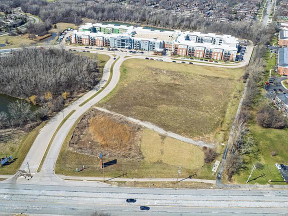 4th image of 1S625 Oakbrook Ctr