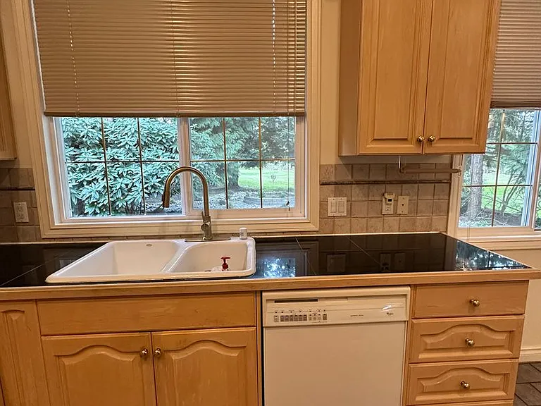 8616 Blue Grouse Way — Photo 38