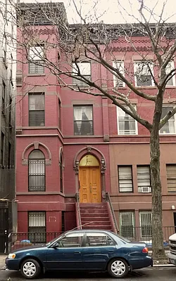 Rented by Perry Associates NYC Inc | media 19