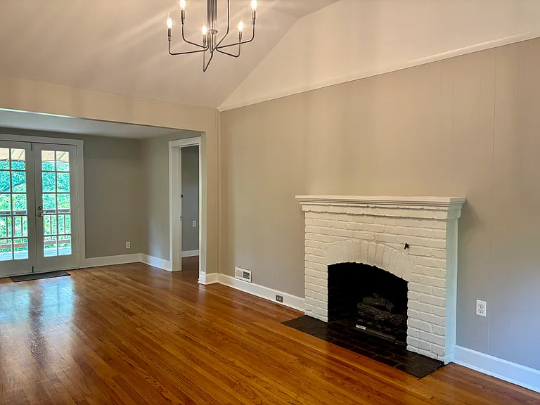 Gas fireplace