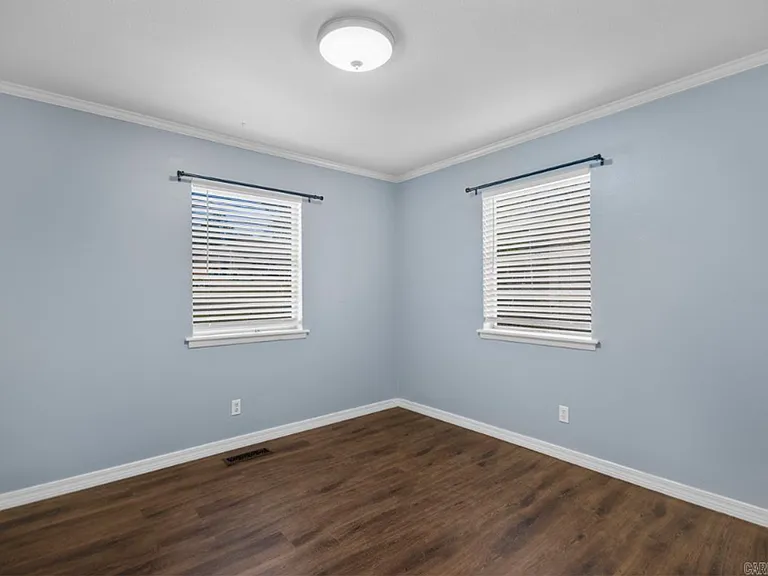 4704 N Cypress St — Photo 13