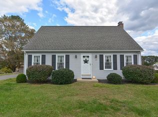 37 Iadarola Ave, Milford, MA 01757