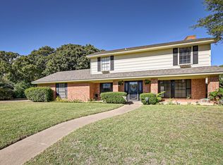 7605 Springcreek Ct, Fort Worth, TX 76112